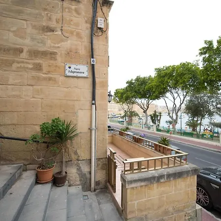 Harbour Haven Maisonette Apartment